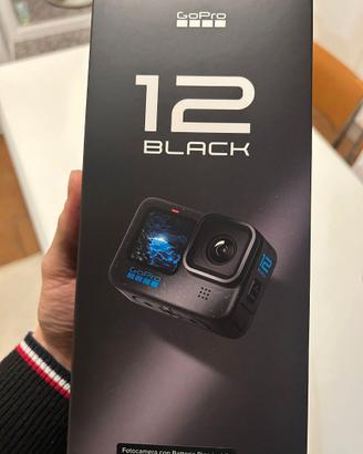 GoPro 12 Black + SD64GB + supporto UTEBIT