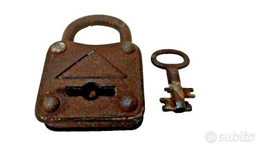 ANTICO LUCCHETTO IN FERRO FUNZIONANTE