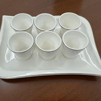 6 bicchierini di porcellana