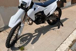 Husqvarna tc 125 TARGATO