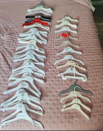 Lotto grucce bimbo varie marche