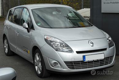 GRAN SCENIC RICAMBI ANNO 2011 MOTORE ROTTO 