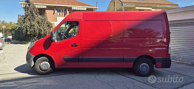 Renault Master L2H2 2011