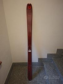 sci da scialpinismo NUOVI