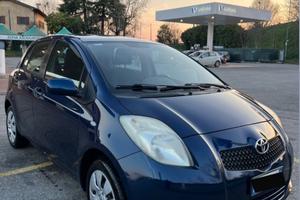 **TOYOTA YARIS 1.3 SOL – 2007 – PRONTA ALL’USO**