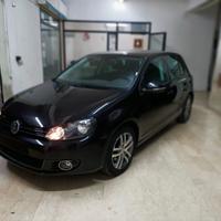 Volkswagen Golf 1.6 TDI 5p. Highline CON CINGHIA D