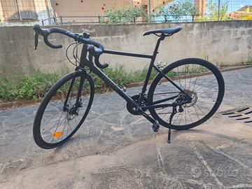 bicicletta da corsa triban rc500