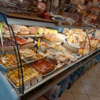 Attrezzature Salumeria e generi alimentari