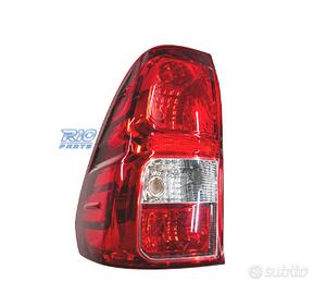 FANALE SINISTRO TOYOTA HILUX 16- ESTERNO