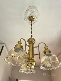 Lampadario vintage vetro decorato e ottone