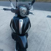 Scooter Beverly Piaggio 300 anno 2015