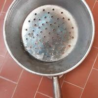 PADELLA FORATA CALDARROSTE CM 27