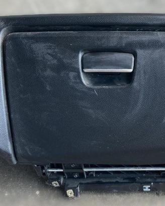 CASSETTO PORTA OGGETTI BMW Serie 1 Serie (E87) N47