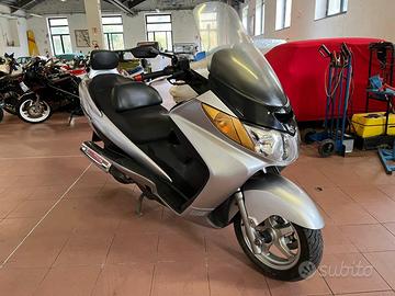 SUZUKI BURGMAN 400