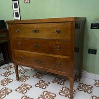 Splendida cassettiera in legno massello vintage