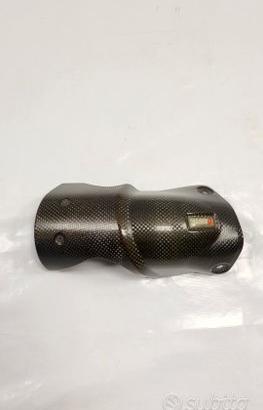 SCUDO TERMICO PER MARMITTA IN CARBONIO AKRAPOVIC P