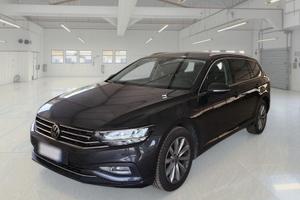 VOLKSWAGEN PASSAT VARIANT 2.0 TDI SCR EVO 110 KW B