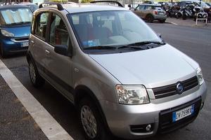 Fiat Panda 4x4 climbing 1,2