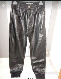 Pantaloni donna