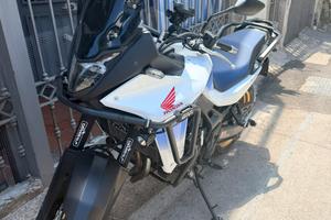 Honda TRANSALP 750 2023,  poco trattabile