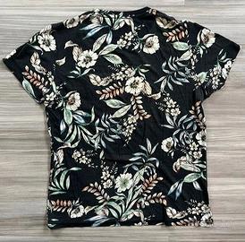 tshirt floreale superdry taglia L