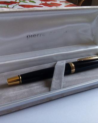 Penna stilografica Pierre Cardin