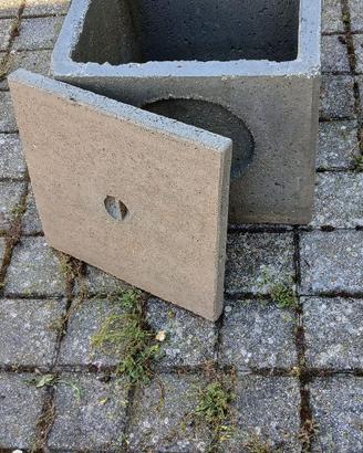 Pozzetto in cemento con coperchio