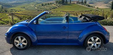 Volkswagen New Beetle Cabrio Maggiolino – Blu