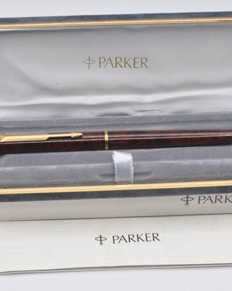 Penna stilografica Parker 95 in vera lacca Thuya