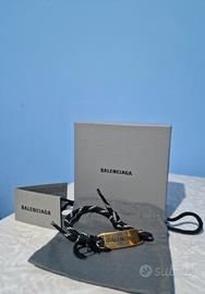 Braccialetto firmato 