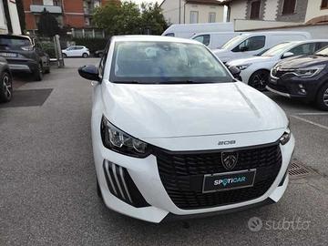 Peugeot 208 Hybrid 100 e-DCS6 Style KM Ø