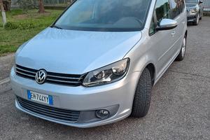 VW Touran 7 posti, diesel euro 5, cambio manuale  