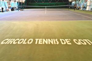 Centro Sportivo (2 Campi, 1 coperto e 1 scoperto)