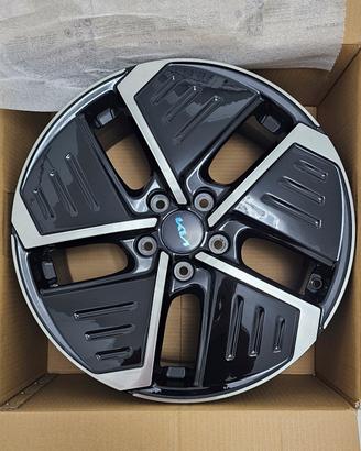Kit 4 Cerchi in Lega 17 e 18  Originali KIA 
