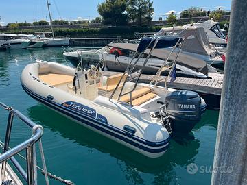 Capelli Tempest 626 con Yamaha 115 T tutto 2008
