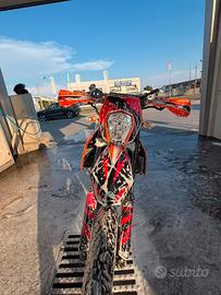 KTM SMC 690