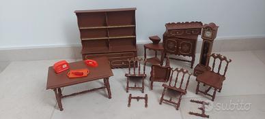 Mobili in miniatura (la Cicogna)
