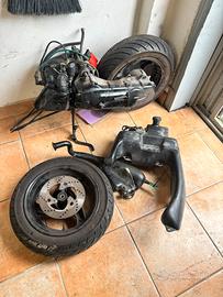 Malaguti Phantom f12pezzi di ricambio