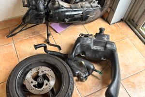 Malaguti Phantom f12pezzi di ricambio