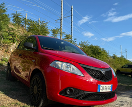 Lancia Y hibrid NEOPATENTATI ECCELLENTE