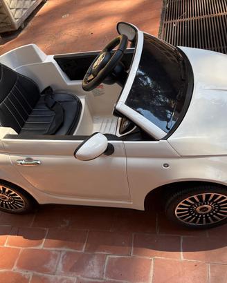 Auto Elettrica per Bambini Fiat 500 bianca