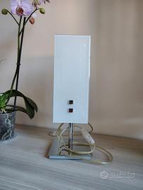 Due lampade da comodino moderne