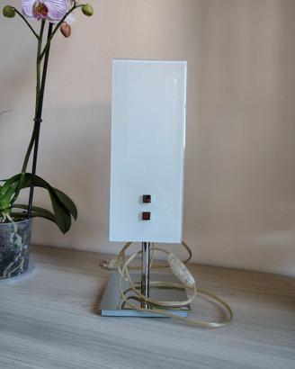 Due lampade da comodino moderne