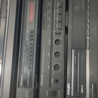 impianto composto da lettore CD , amplificatore 