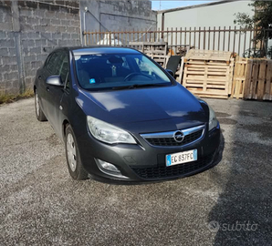 Opel Astra j 1.7 diesel 110cv