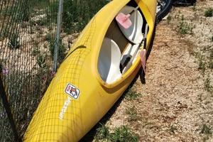 Canoa in vetroresina