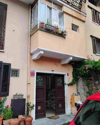 Immobile in asta di 223 m² con 4 locali e box auto