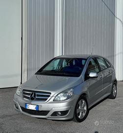 Mercedes Benz B 180 CDI Premium NEOPATENTATI