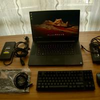 RAZER BLADE PRO 17 i7 9th Nvidia RTX 2080 32GB 1TB