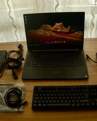 RAZER BLADE PRO 17 i7 9th Nvidia RTX 2080 32GB 1TB